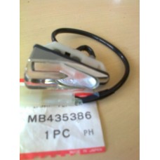 MB435386 MİTSUBİSHİ LANCER ÇAMURLUK SİNYAL 